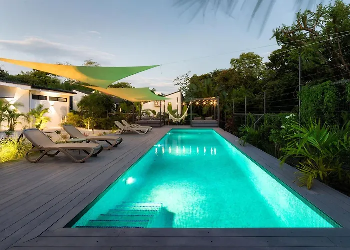 Bo Jungle - Steps To - Surf Pool 3 Apartment *